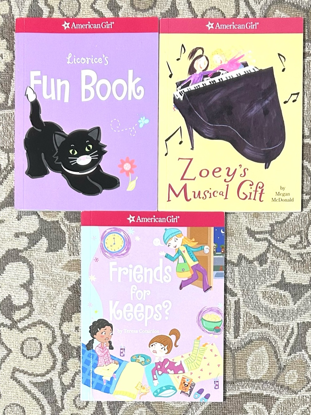 4/$20 American Girl - 3 Mini Books